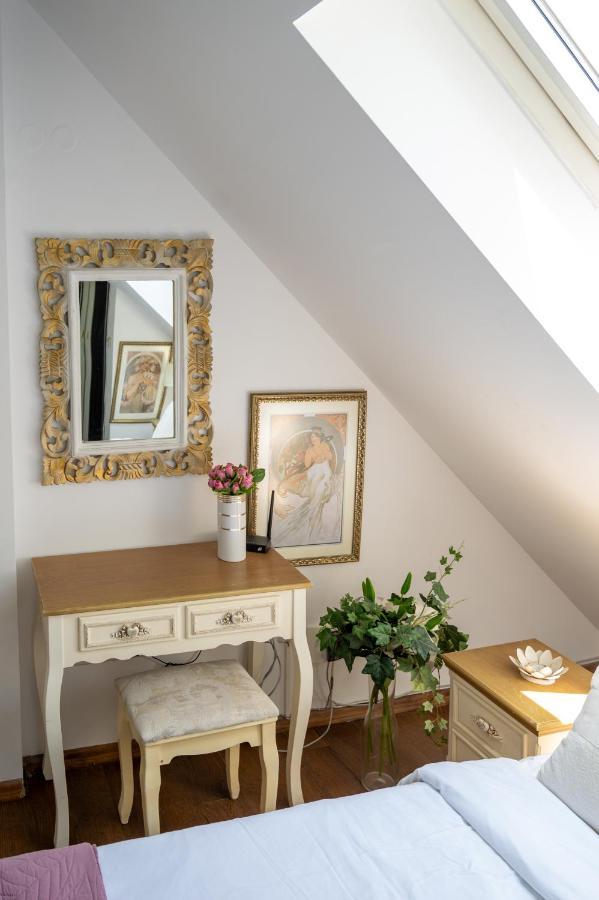 Sunny Studio With A View In Top Center Sofia Exterior photo