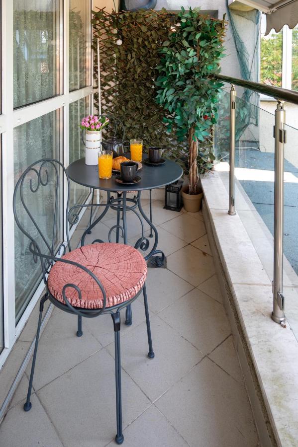 Sunny Studio With A View In Top Center Sofia Exterior photo